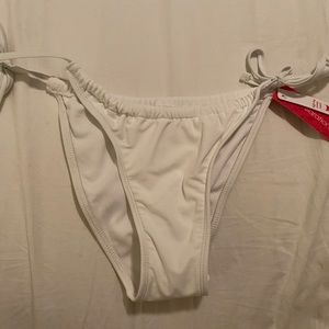 NEW Target Xhilaration White Cheeky Bikini Bottoms Size M
